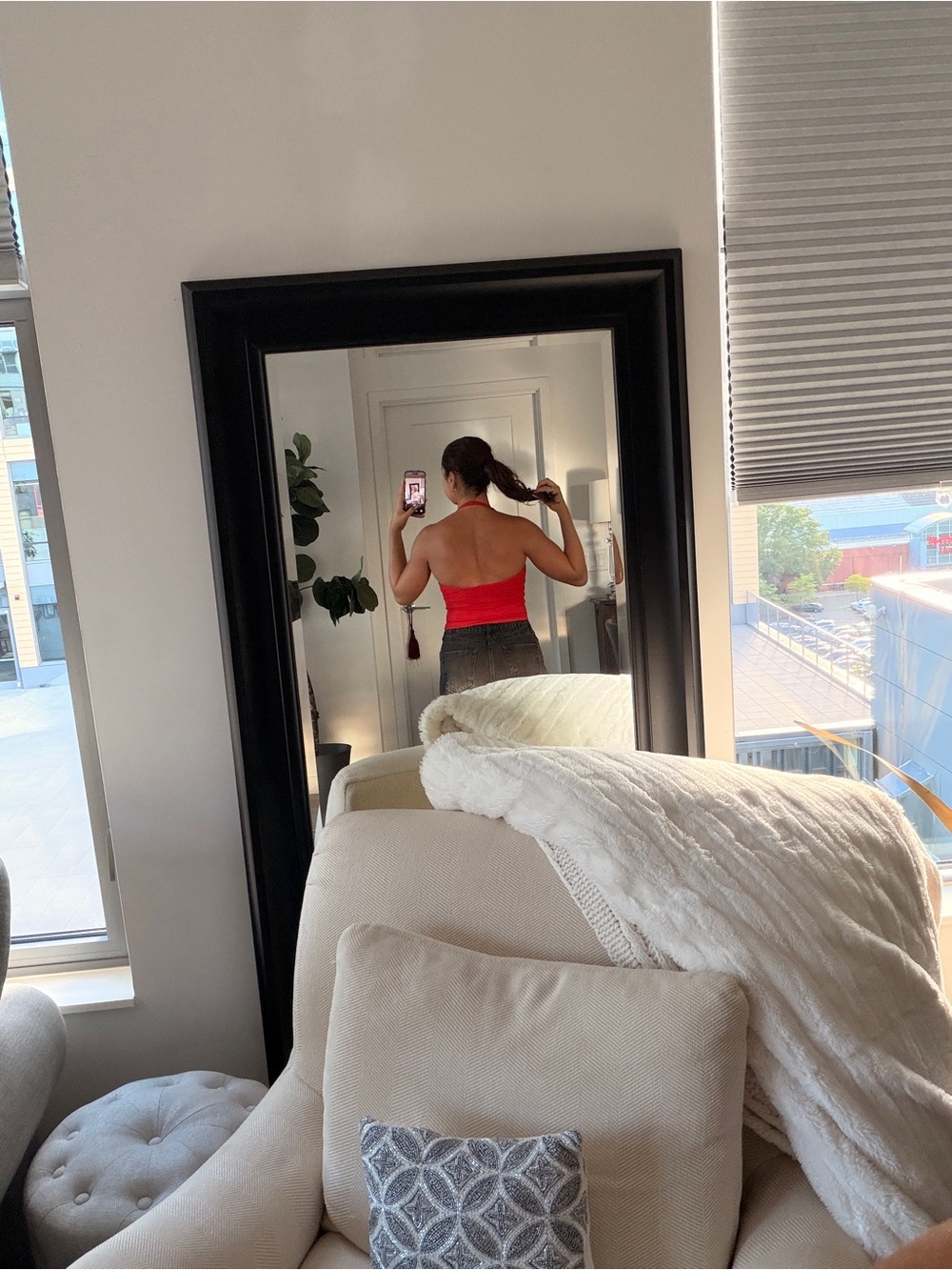 Red Ribbed Halter Tank Top - Picture 3 of 6